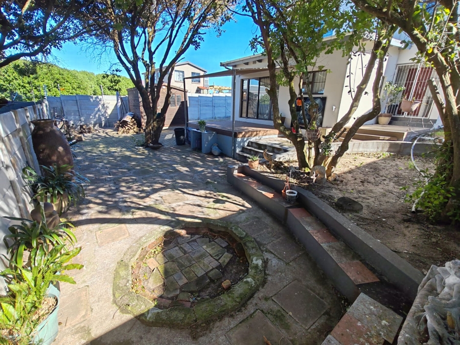 3 Bedroom Property for Sale in De Kelders Western Cape